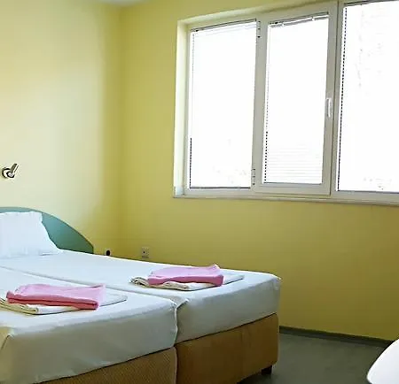 Slavi Guest house 2*
