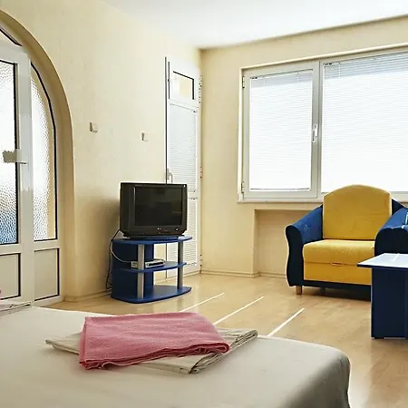 Guest house Slavi 2*